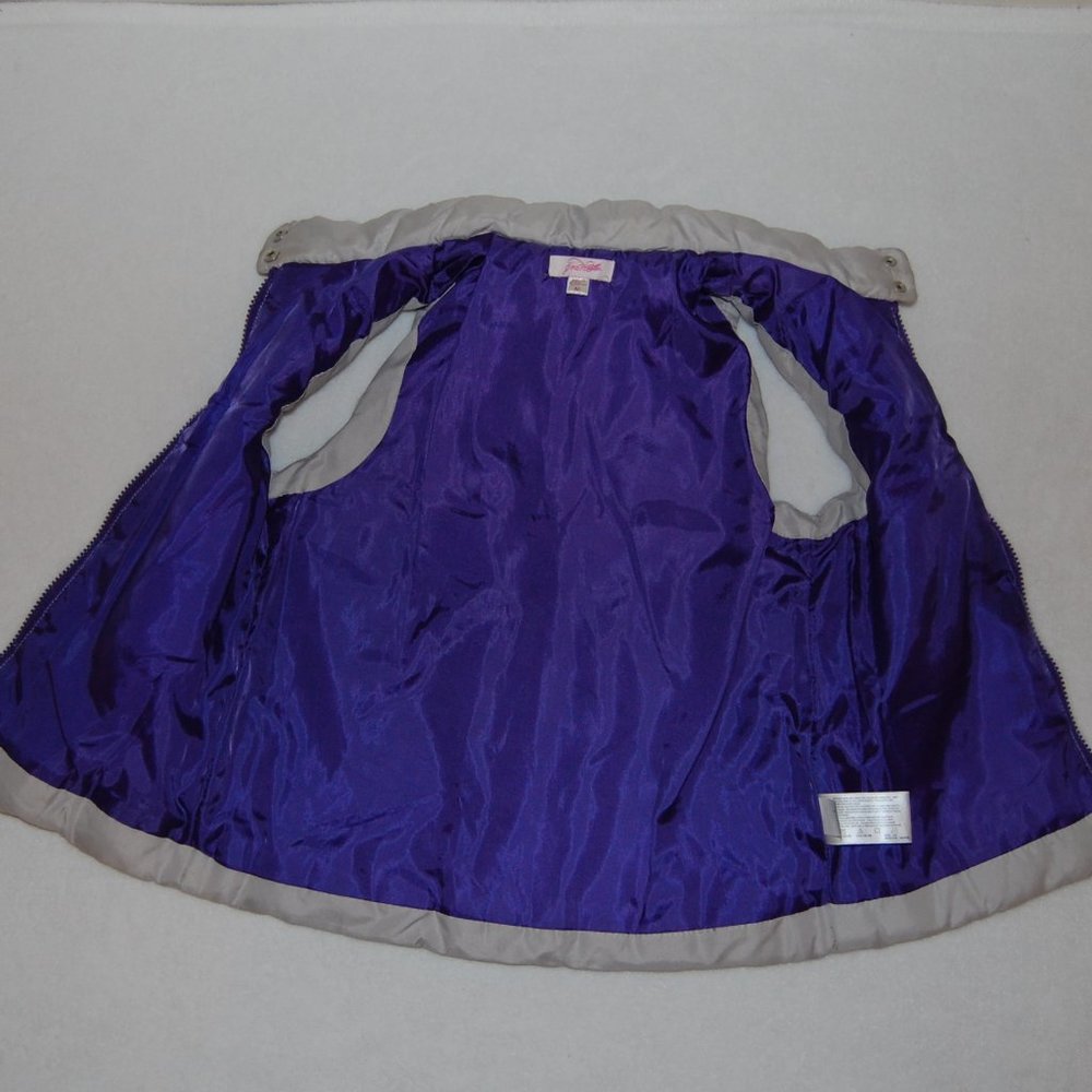Grane Girls, Size M, Makenzie Zip Up Puffer Vest, Silver